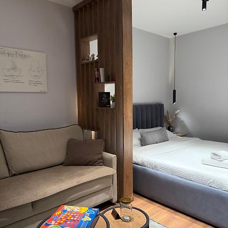 4Seasonsgea , Studio Apartment In Heart Of Tiranë Eksteriør bilde